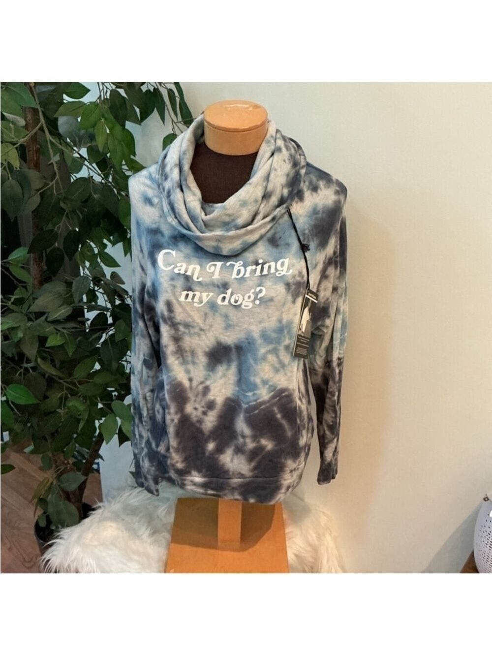 Good hYOUman The Dylan cowl neck long sleeve tie dye sweatshirt Woman’s Small